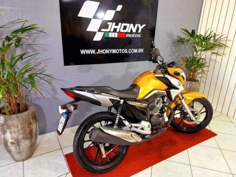 HONDA - CG 160 - 2022/2022 - Dourada - R$ 17.900,00