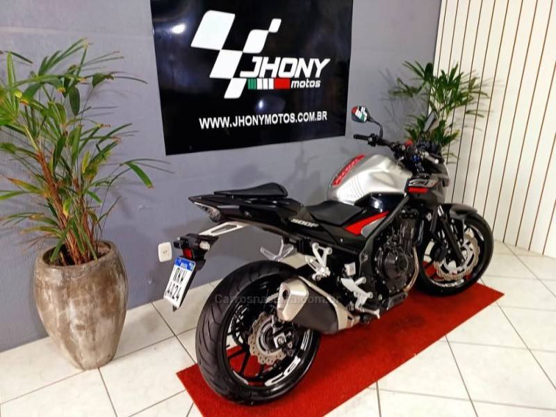 HONDA - CB 500F - 2021/2021 - Prata - R$ 35.500,00