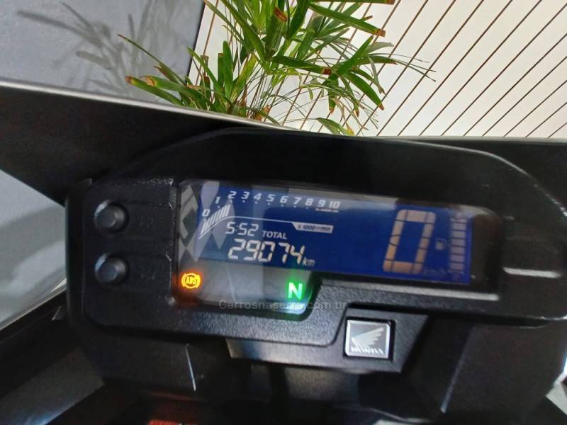 HONDA - XRE 300 - 2019/2019 - Prata - R$ 28.500,00