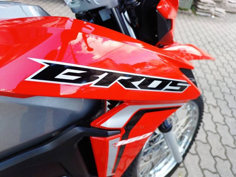 HONDA - NXR 160 - 2022/2022 - Vermelha - R$ 20.500,00