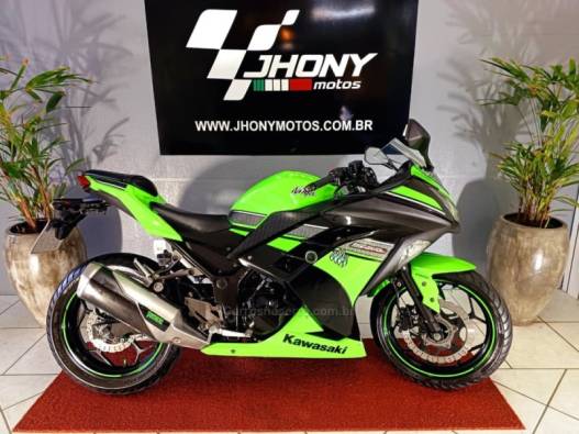 KAWASAKI - NINJA 300 - 2013/2013 - Verde - R$ 18.900,00