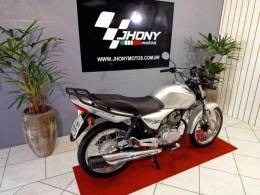 HONDA - CG 150 - 2008/2008 - Prata - R$ 9.500,00