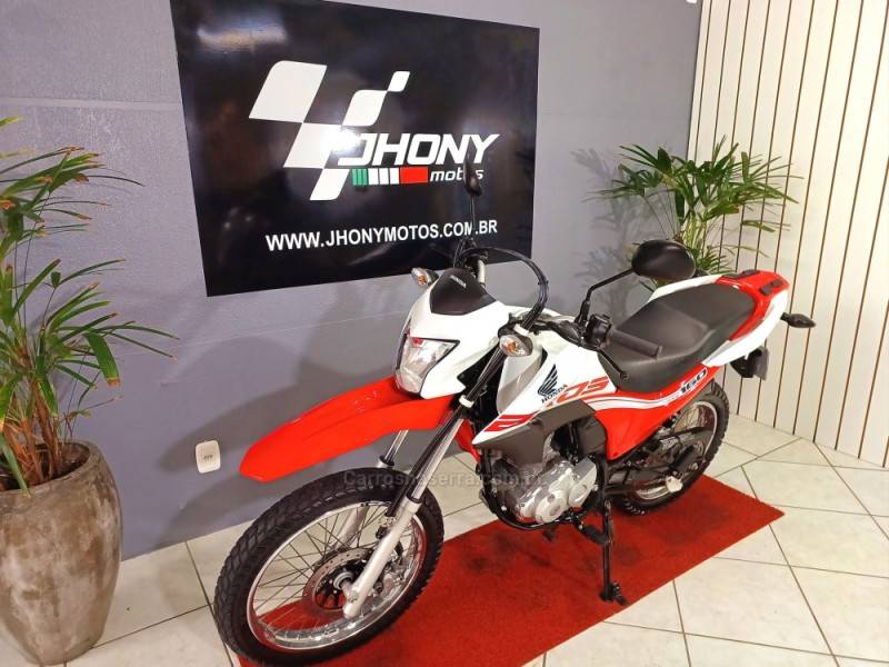 HONDA - NXR 160 - 2019/2019 - Branca - R$ 17.900,00