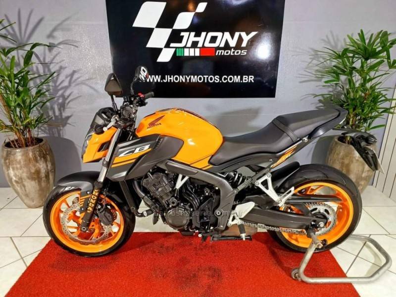 HONDA - CB 650 - 2019/2019 - Laranja - R$ 45.900,00