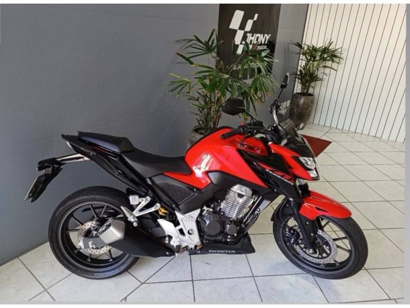 HONDA - CB 300F TWISTER - 2023/2023 - Vermelha - R$ 24.900,00