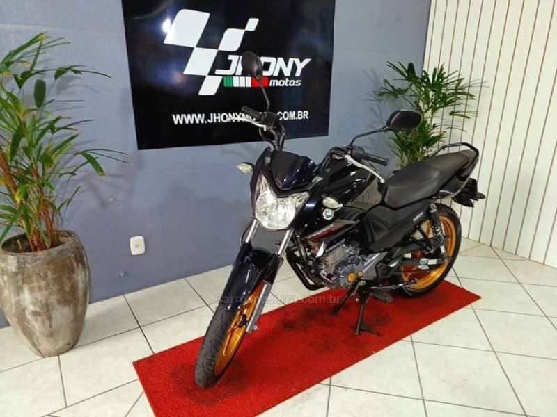 YAMAHA - FAZER - 2015/2015 - Preta - R$ 12.800,00