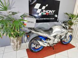 YAMAHA - FAZER - 2013/2013 - Prata - R$ 14.800,00