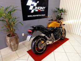 HONDA - CB 600F - 2010/2010 - Dourada - R$ 38.000,00