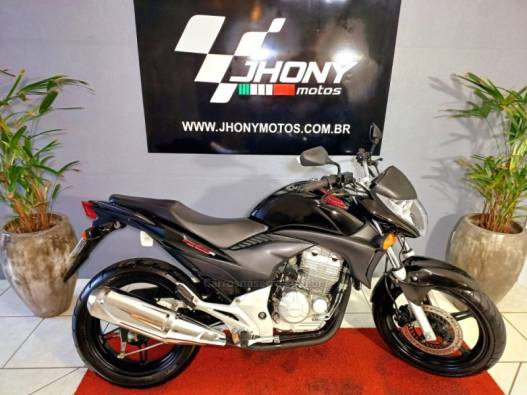 HONDA - CB 300R - 2011/2011 - Preta - R$ 12.500,00