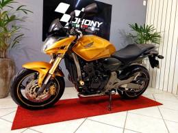 HONDA - CB 600F - 2010/2010 - Dourada - R$ 38.000,00