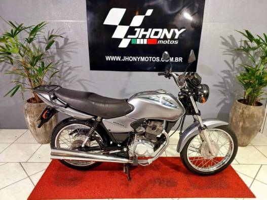 HONDA - CG 125 - 2003/2003 - Prata - R$ 6.900,00