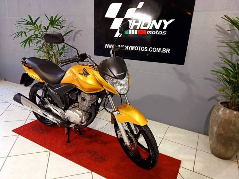 HONDA - CG 150 - 2011/2011 - Dourada - R$ 11.500,00