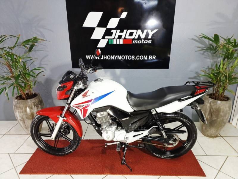 HONDA - CG 150 - 2015/2015 - Branca - R$ 13.900,00