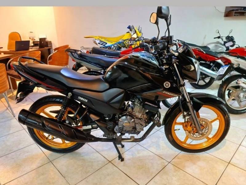 YAMAHA - FAZER - 2015/2015 - Preta - R$ 12.800,00