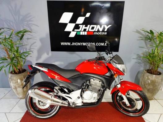 HONDA - CB 300R - 2012/2012 - Vermelha - R$ 13.500,00