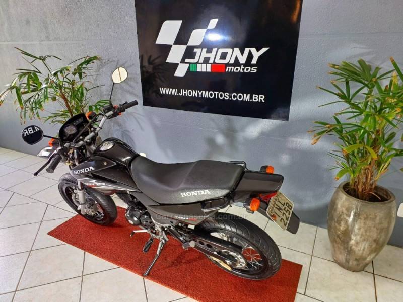 HONDA - NXR 150 - 2007/2007 - Preta - R$ 10.500,00