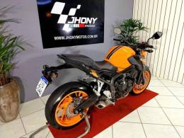 HONDA - CB 650 - 2019/2019 - Laranja - R$ 45.900,00