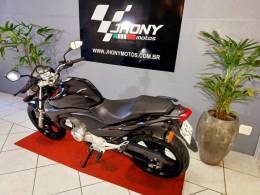 HONDA - CB 300R - 2011/2011 - Preta - R$ 12.500,00