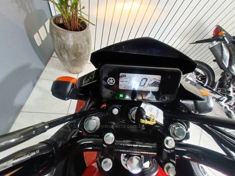 YAMAHA - FACTOR YBR - 2018/2018 - Vermelha - R$ 12.900,00