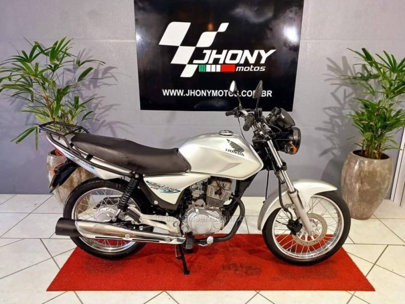 HONDA - CG 150 - 2008/2008 - Prata - R$ 9.500,00