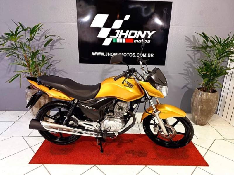 HONDA - CG 150 - 2011/2011 - Dourada - R$ 11.500,00