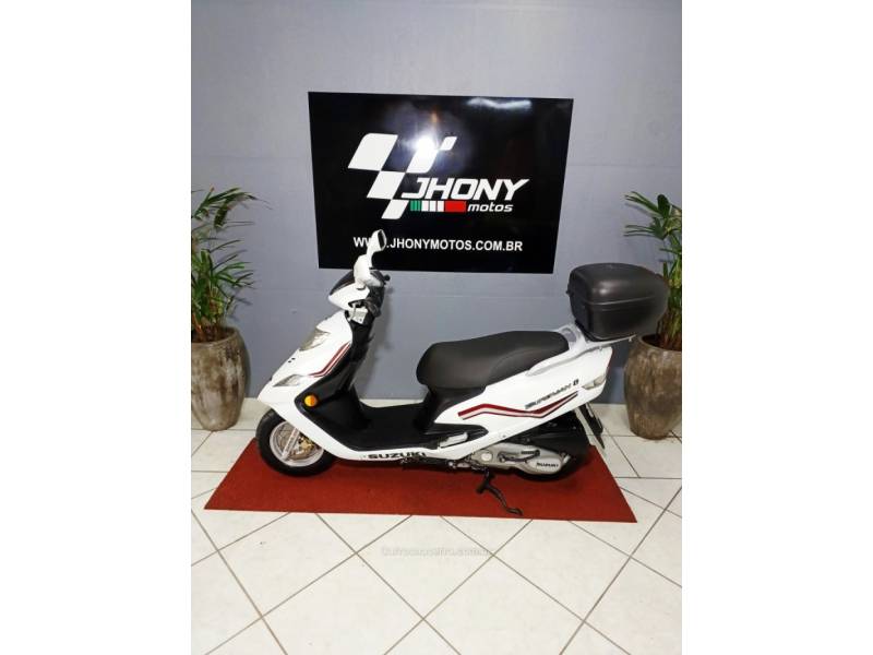 SUZUKI - BURGMAN - 2014/2014 - Branca - R$ 8.000,00