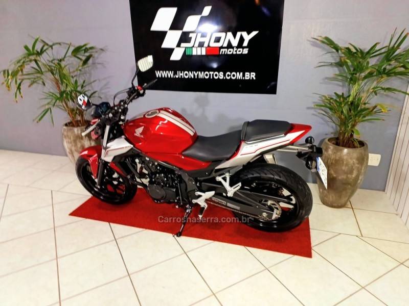 HONDA - CB 500F - 2019/2019 - Vermelha - R$ 32.990,00