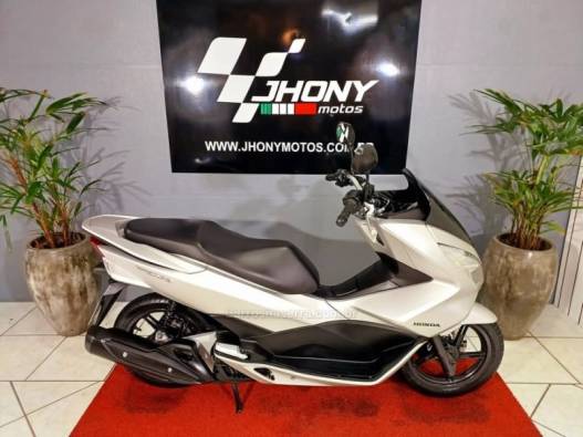 HONDA - PCX - 2018/2018 - Prata - R$ 14.900,00