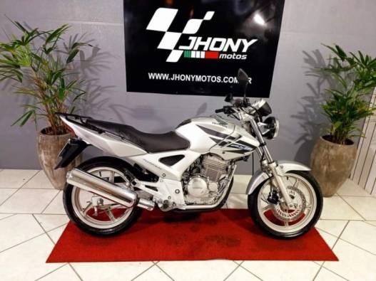 HONDA - CBX 250 TWISTER - 2005/2005 - Prata - R$ 9.800,00