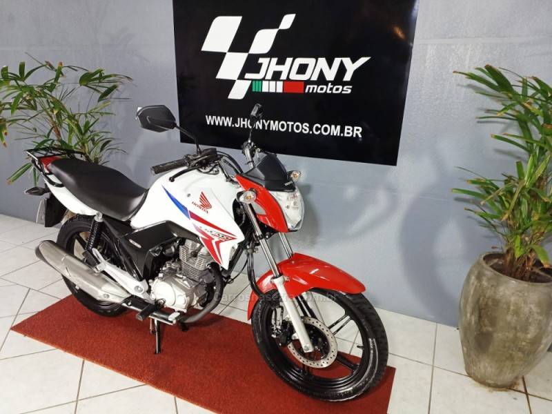 HONDA - CG 150 - 2015/2015 - Branca - R$ 13.900,00