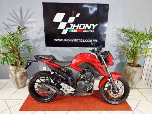 YAMAHA - FAZER - 2025/2025 - Vermelha - R$ 26.500,00