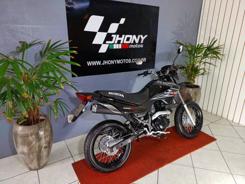 HONDA - NXR 150 - 2007/2007 - Preta - R$ 10.500,00