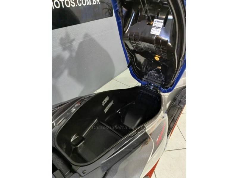 HONDA - PCX - 2021/2021 - Azul - R$ 17.500,00