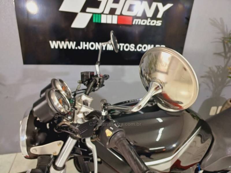SUZUKI - GS500E - 2008/2008 - Preta - R$ 16.900,00
